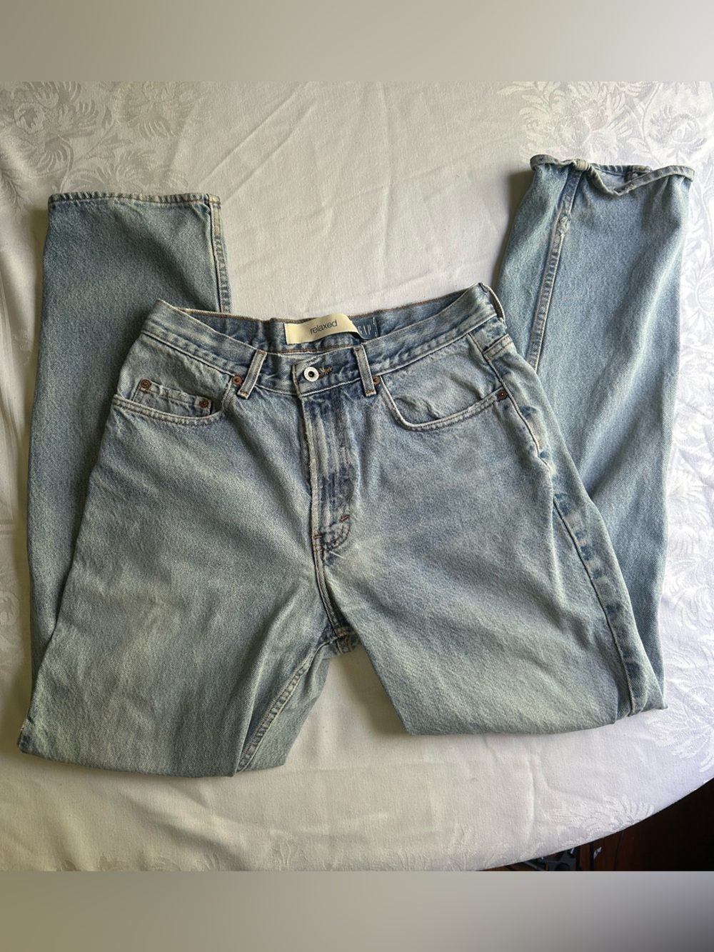 Gap Men’s Relaxed Fit Straight Leg Denim Jeans